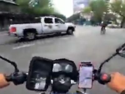 Camioneta de la Fiscalía de la CDMX fue la que atropelló a ciclista en Insurgentes… y luego huyó