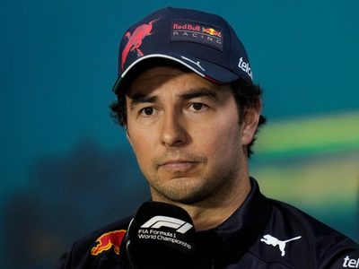Checo Pérez explota contra su compañero Max Verstappen; esto es lo que le dijo