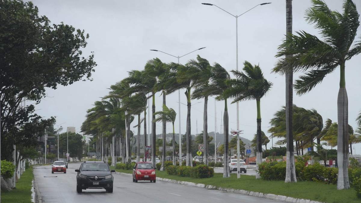 Paso del huracán Milton por Campeche
