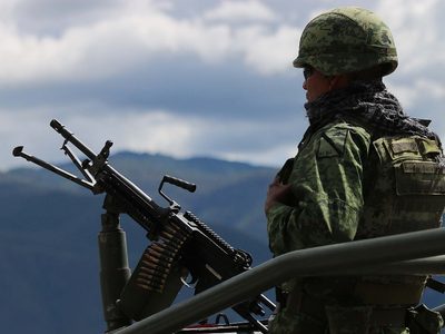 Elementa: visión moralista y militarización, la fallida estrategia antidrogas de AMLO