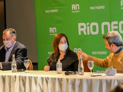 Por la caída en la coparticipación, a qué fondos recurrió Río Negro para pagar los aguinaldos
