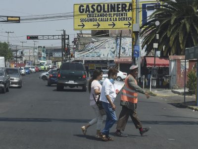 Entra en operación el semáforo naranja en el Edomex; piden vigilar aforo de 50% en espacios públicos
