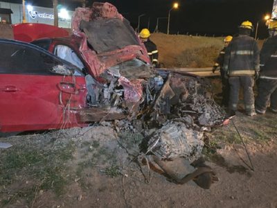 Identificaron al joven que murió al estrellarse contra un poste en la ruta 7 en Centenario
