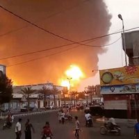Israel bombardea varios objetivos hutíes de Yemen en respuesta a ataques (Videos)