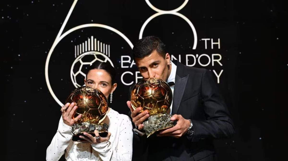 Bonmatí y Rodri fueron los galardonados con el Balón de Oro del año pasado.