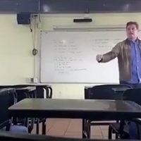 Exhiben a maestro de la UdeG por comentarios misóginos en clase (Video)