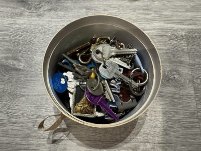 Si tenés llaves viejas guardadas, estás frente a un tesoro: así podés reciclarlas y convertirlas en algo único