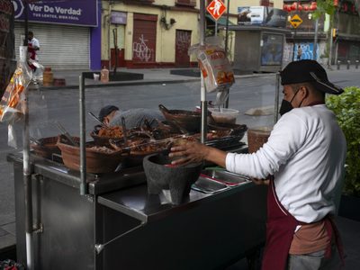 31 millones de mexicanos trabajan la informalidad: Inegi