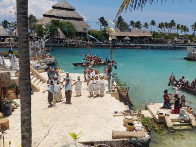 Corte da revés a Xcaret: Ya no podrá utilizar símbolos mayas en sus atracciones turísticas