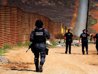 Crisis migratoria: rescatan a 42 niños que intentaban cruzar de México hacia EE. UU.