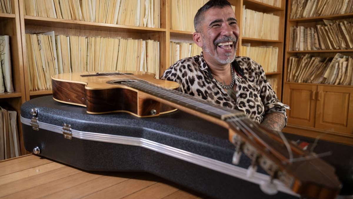 El cantante