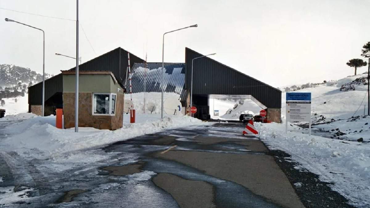 Tres pasos fronterizos estarán cerrados desde este sábado 14 hasta el domingo 15. Fuente: (Neuquén Informa)