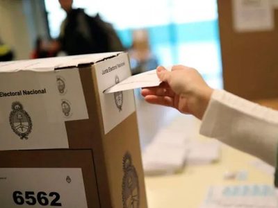 A qué apuntan los spots de campaña para estas PASO
