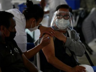 México registra 318 mil 86 muertes por covid-19
