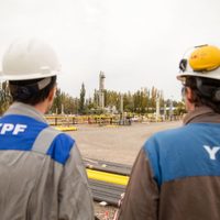 Un sindicato petrolero denuncia a YPF por un plan de retiros voluntarios