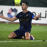 Críticas a Cristiano Ronaldo en Arabia Saudita por gesto obsceno tras gritos de 'Messi, Messi'