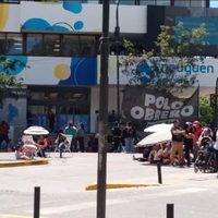 Volverán a protestar en el centro de Neuquén por el tarifazo 3x1 de CALF