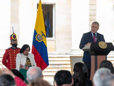 Iván Duque pide a los colombianos "rechazar el populismo" en las elecciones de este domingo
