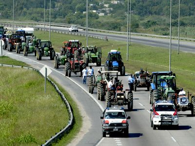Paro nacional por cuatro días: el campo encabeza el primer conflicto del Gobierno de Fernández