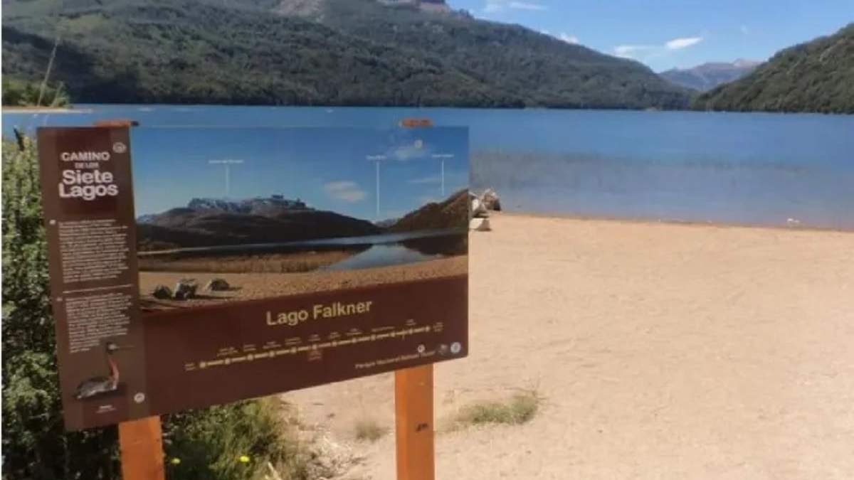 El Lago Falkner está ubicado a unos 40 kilómetros de San Martín de los Andes. Fuente: (X)