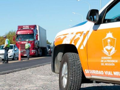 Aseguran que fueron exitosos los operativos sobre las rutas de Neuquén durante el finde largo