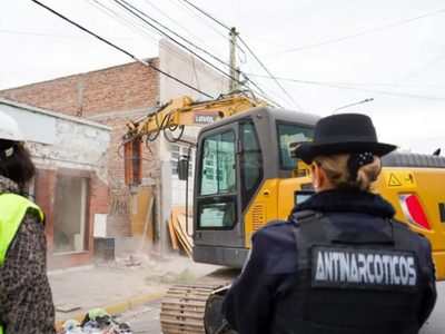 Neuquén realizó la quinta demolición de un búnker dedicado a la actividad de narcotráfico
