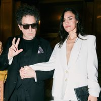 De bajo perfil: quién es y a qué se dedica Natalí, la joven esposa de Andrés Calamaro