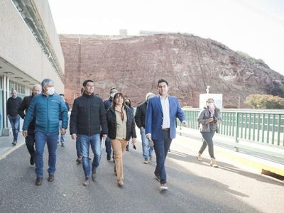 Marcos Koopmann encabeza ofensiva neuquina por Tarifa Comahue y la propiedad de las represas