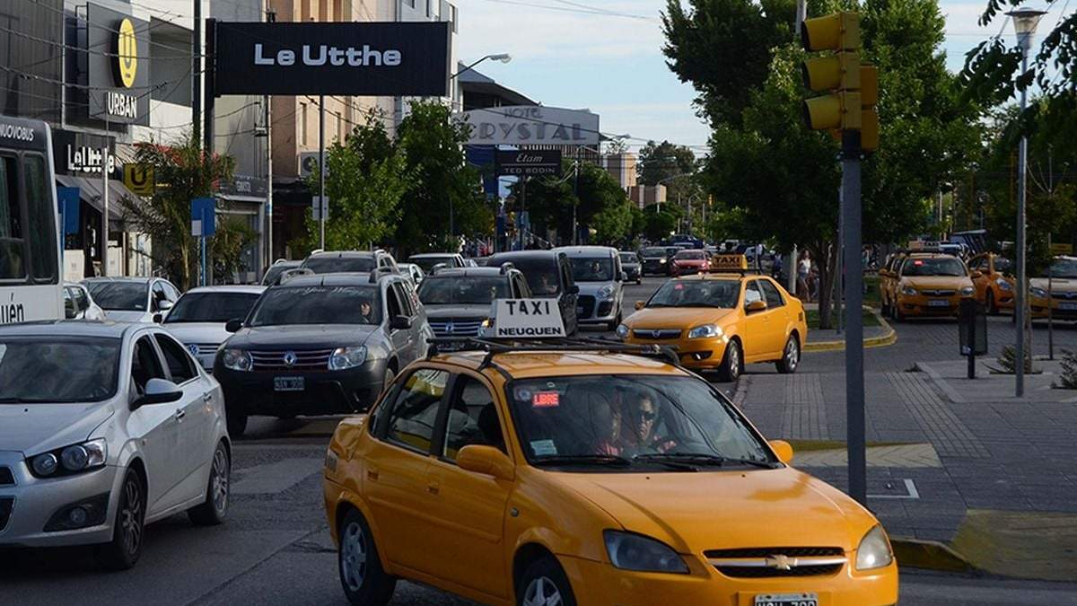 Taxis de Neuquén. Fuente (Twitter)