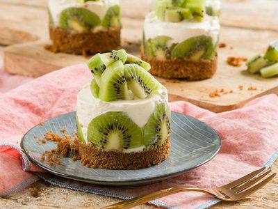 Mini cheesecake de kiwi bajo en calorías: para un postre ligero y con el sabor más irresistible