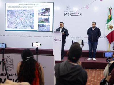 Asciende a seis el número de personas muertas por explosión de coche bomba en Coahuayana