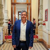 Rolando Figueroa consiguió el apoyo de un nuevo partido político