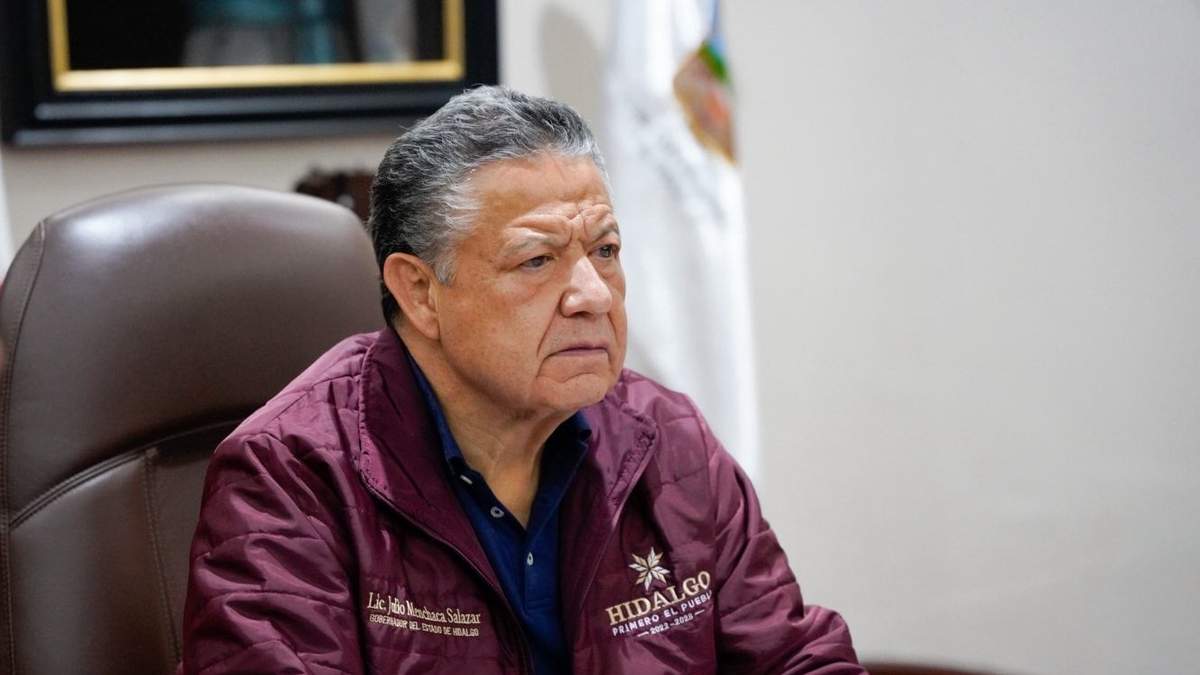 El gobernador de Hidalgo, Julio Menchaca