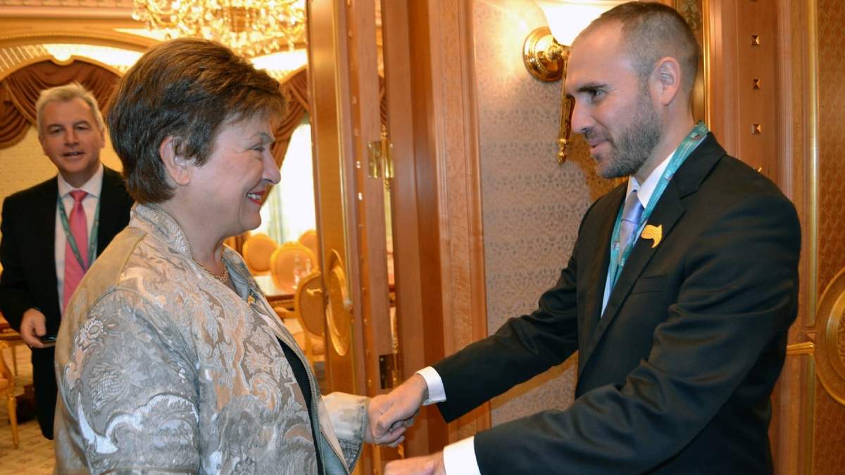 Kristalina Georgieva junto a Martín Guzmán. Fuente: (Twitter)