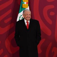 AMLO destaca apoyo de 18 gobernadores a la reforma eléctrica