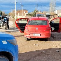 Tres hombres detenidos tras intentar robar una vivienda: huían en un auto con pedido de secuestro