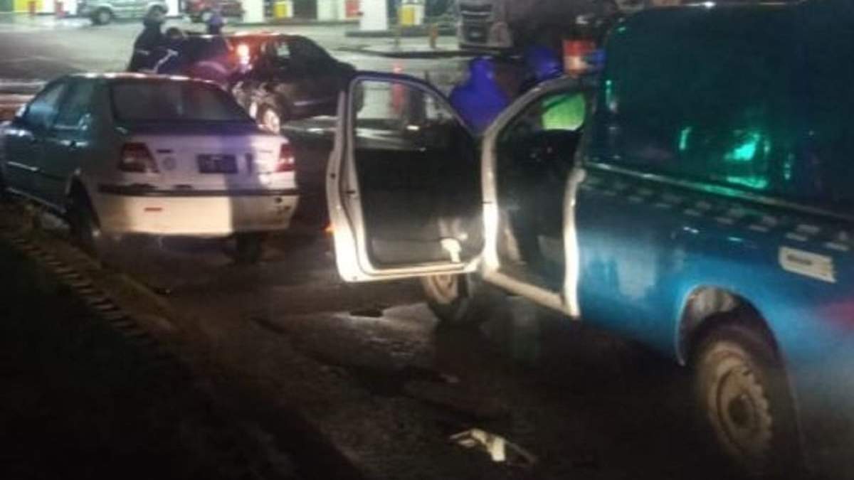 El incidente vial ocurrió sobre la segunda rotonda de la ruta 7. Fuente: (Centenario Digital)