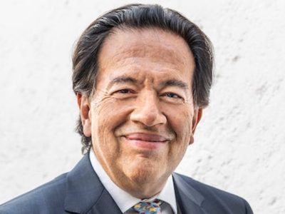 Renuncia coordinador de Institutos de Salud ante controversia con la farmacéutica PISA