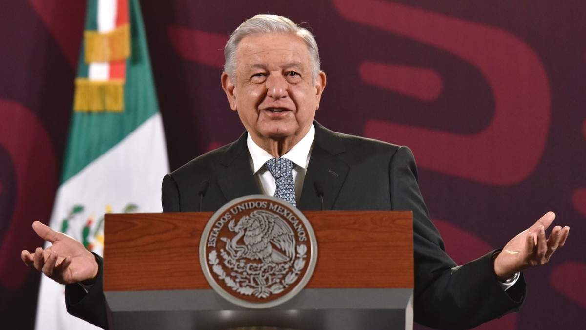 El presidente durante la conferencia de prensa