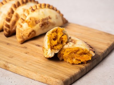 Empanadas de calabaza y choclo con harina integral: irresistibles y perfectas para resolver tu próxima cena