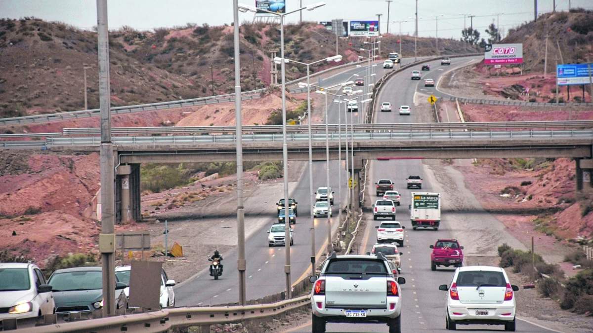 Radares de seguridad vial en Neuquén Capital. Fuente: (Twitter)
