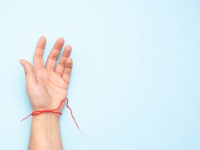 Rituales: el color que tenés que usar en un amuleto para atraer la mejor energía