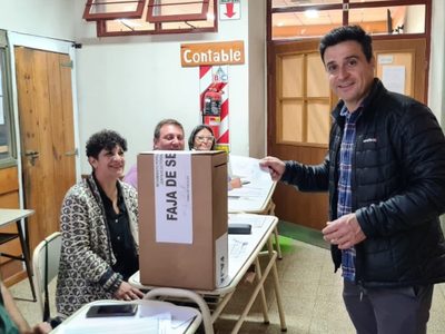 De los Ríos contra Murer y Figueroa: “No tenemos padrinos políticos de afuera de la Villa”