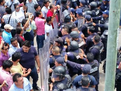 Tensión en Congreso de Quintana Roo por "paquete de impunidad" para Borge