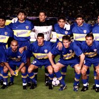 Jugó en la época dorada de Boca, debió retirarse por una lesión y hoy es ladrillero