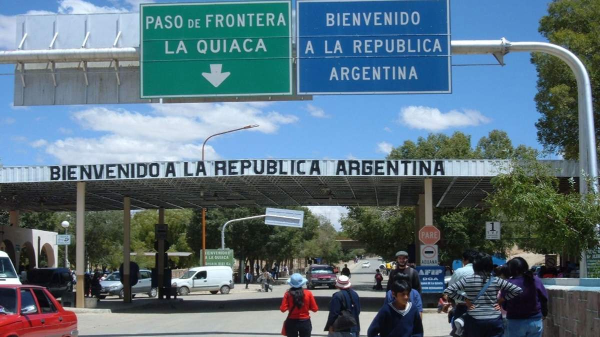 Policia Migratoria. Fuente: (Instagram)