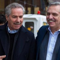Primero los fuertes anuncios económicos, después su viaje a México: el camino de Alberto Fernández