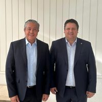 Gaido y Figueroa se juntaron en Estados Unidos y coincidieron en garantizar el desarrollo de Neuquén