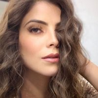 ¡Bikini peligrosa! Esmeralda Ugalde juega con fuego y puede quedar sin prenda alguna