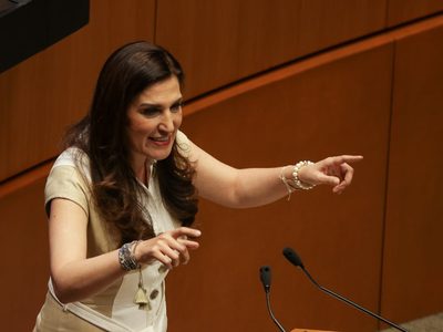 Kenia López arremete contra Arturo Zaldívar: “hasta Taylor Swift estaría avergonzada” (Video)